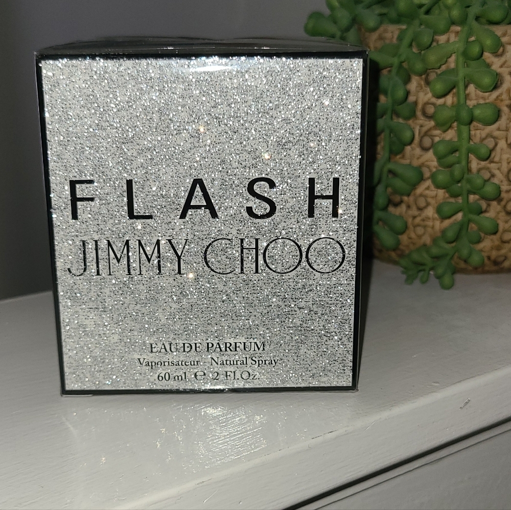 Jimmy Choo Flash Eau de Parfum — Silver Glitter Packaging  BRAND NEW IN THE BOX!